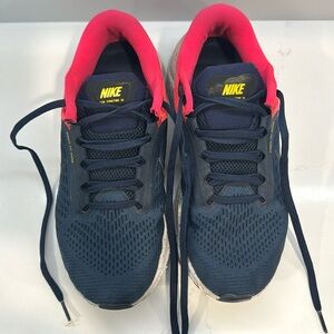 Nike Structure 24 Men’s Road Running Shoes - Size 7.5